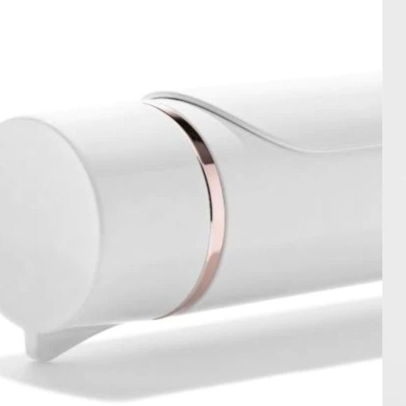 T3 Single Pass Curl 1 1/4 Professional Curling Iron - Picture 2 of 14